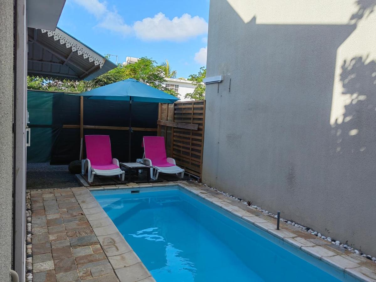 Piscines Privees Et Chauffees, Private Heated Pools Vila Grand Baie Exterior foto